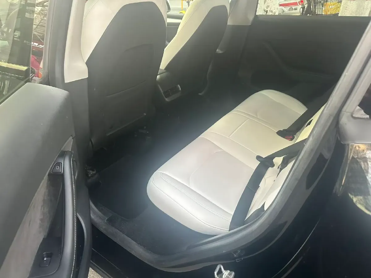 2022 Tesla Model Y BEV 60KWH,autocango,china used car exporter,china ev exporter,chinese used car exporter,chinese used ev exporter