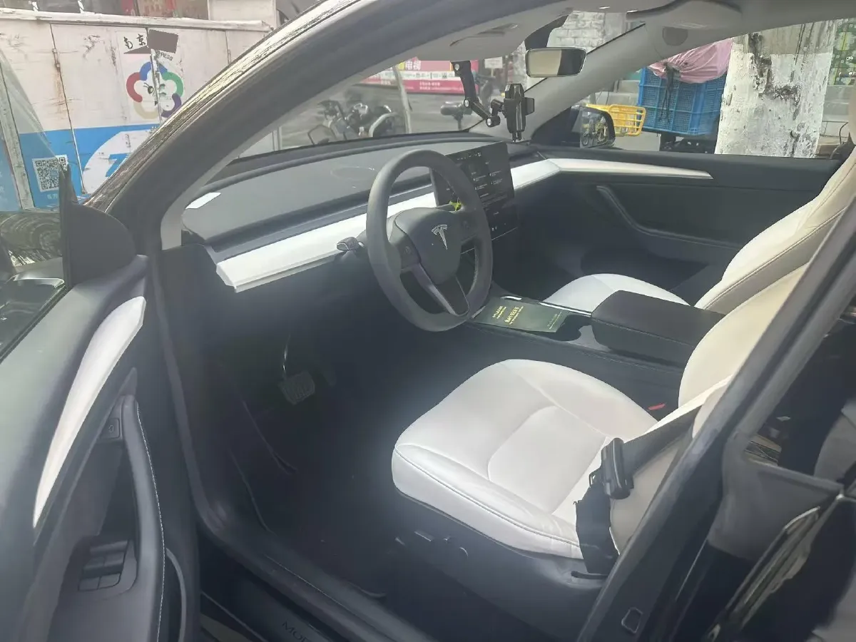 2022 Tesla Model Y BEV 60KWH,autocango,china used car exporter,china ev exporter,chinese used car exporter,chinese used ev exporter