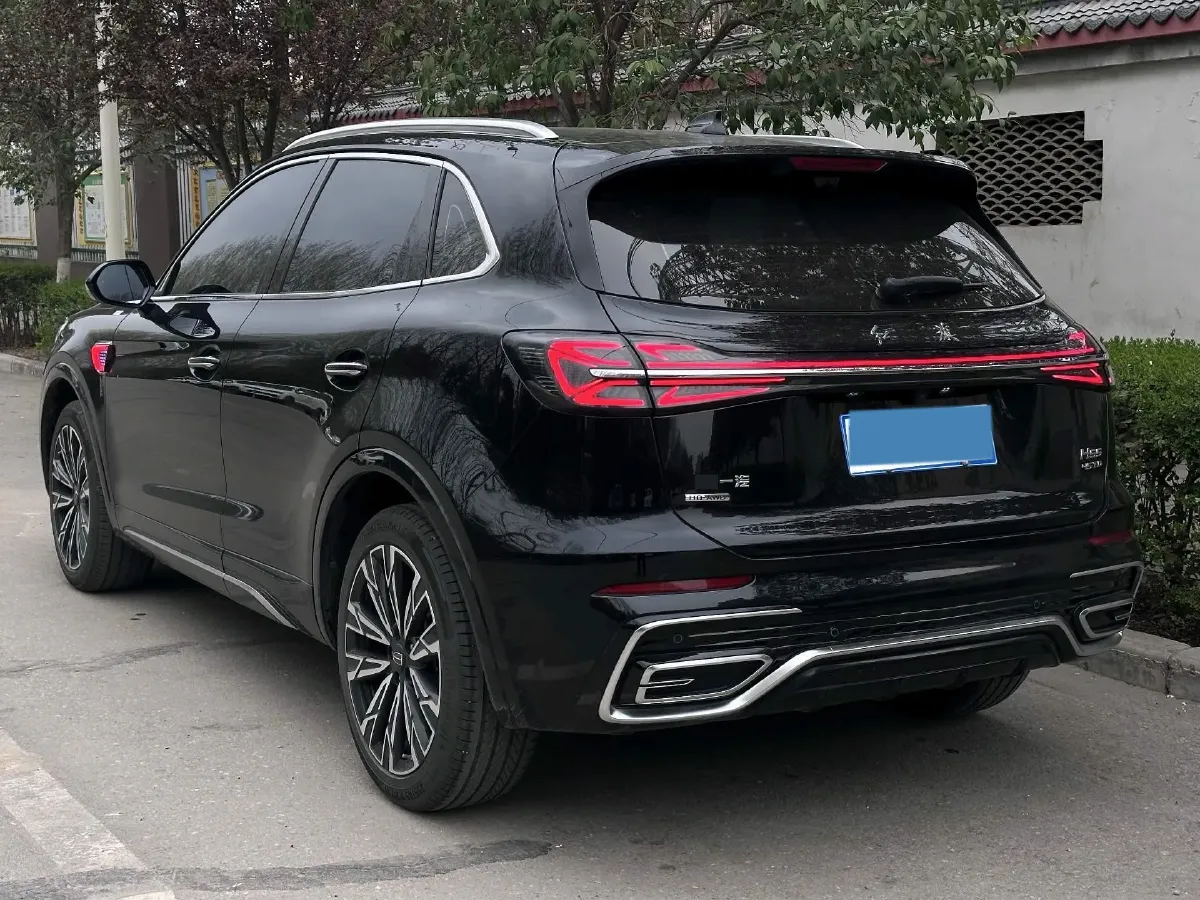 2023 HongQi HS5 2.0T 252HP L4 8AT,autocango,china used car exporter,china ev exporter,chinese used car exporter,chinese used ev exporter