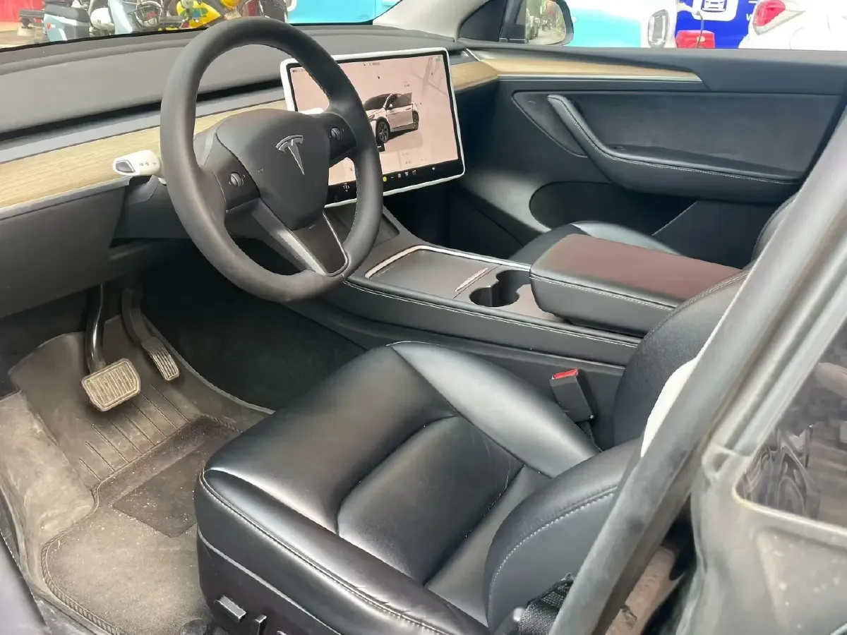 2022 Tesla Model Y BEV 60KWH,autocango,china used car exporter,china ev exporter,chinese used car exporter,chinese used ev exporter