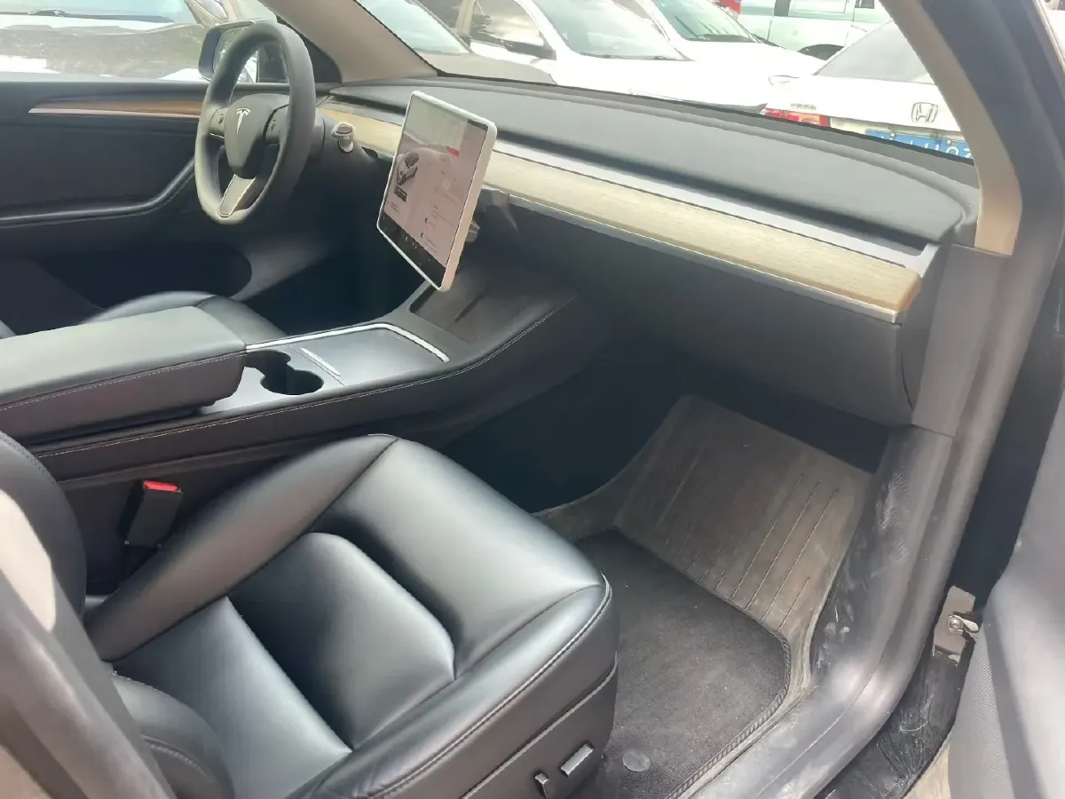 2022 Tesla Model Y BEV 60KWH,autocango,china used car exporter,china ev exporter,chinese used car exporter,chinese used ev exporter