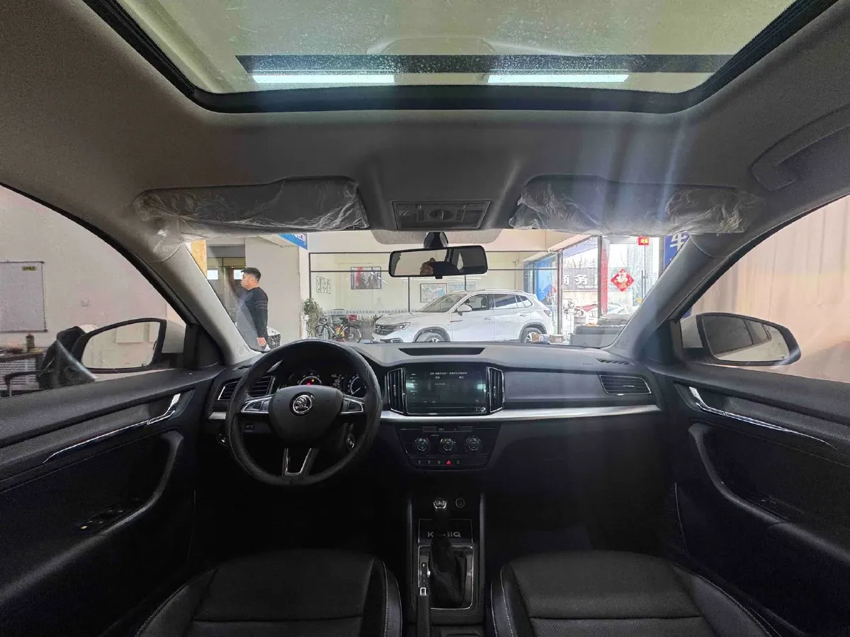 2021 Skoda Kamiq 1.5L 112HP L4 6AT,autocango,china used car exporter,china ev exporter,chinese used car exporter,chinese used ev exporter