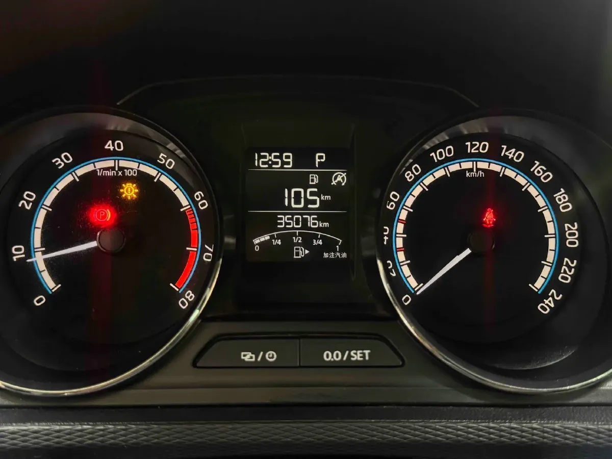 2021 Skoda Kamiq 1.5L 112HP L4 6AT,autocango,china used car exporter,china ev exporter,chinese used car exporter,chinese used ev exporter