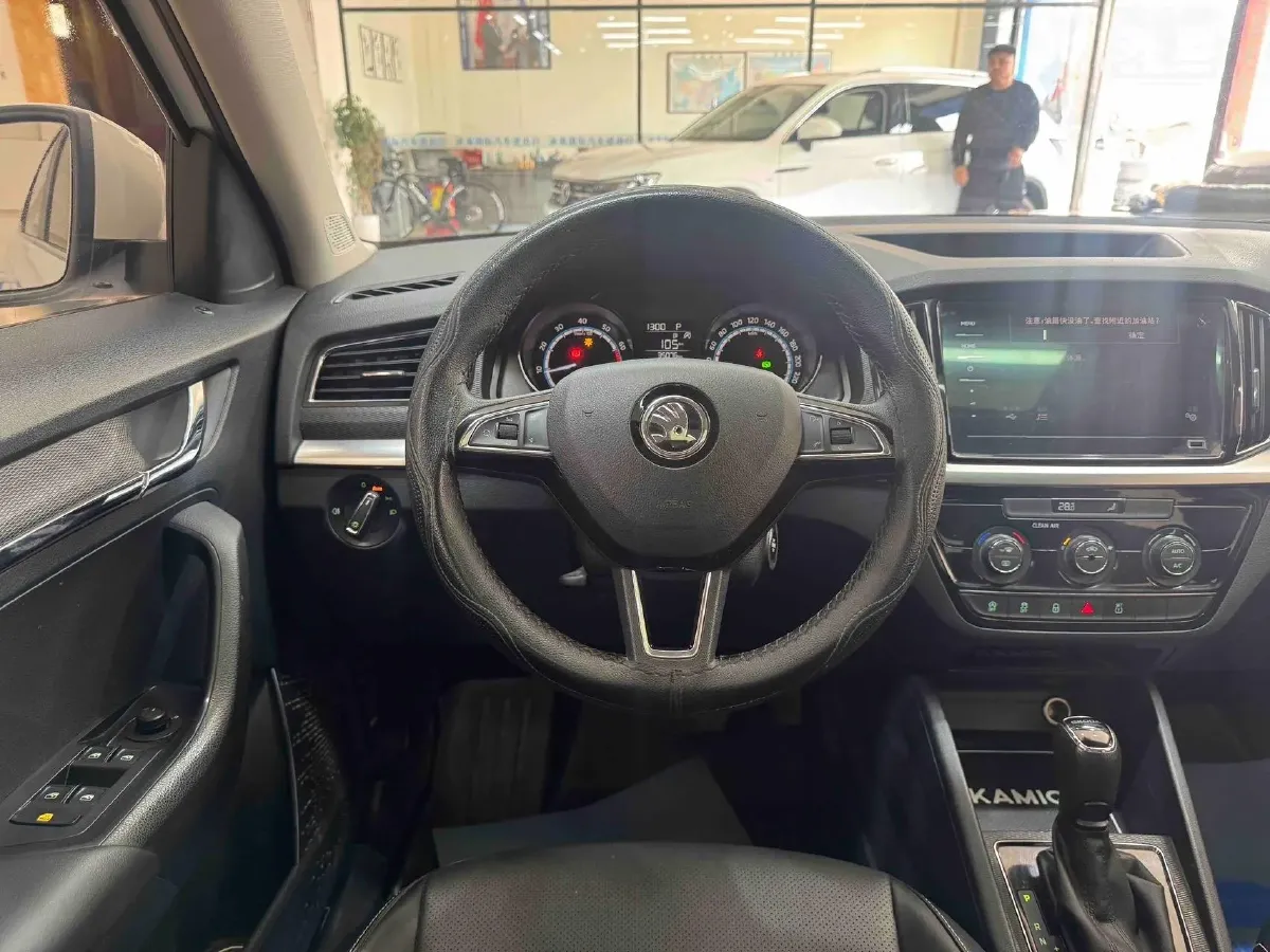 2021 Skoda Kamiq 1.5L 112HP L4 6AT,autocango,china used car exporter,china ev exporter,chinese used car exporter,chinese used ev exporter