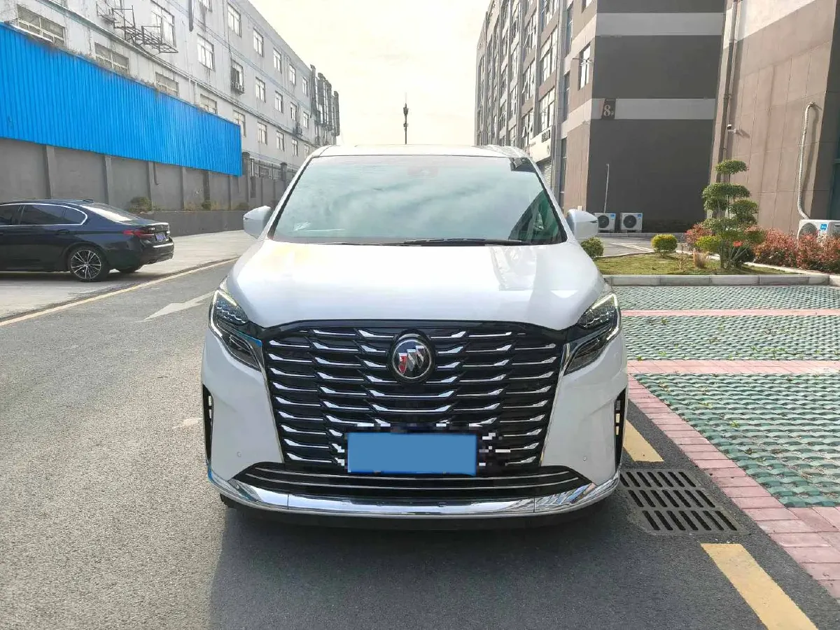 2023 Buick GL8 2.0T 237HP L4 9AT,autocango,china used car exporter,china ev exporter,chinese used car exporter,chinese used ev exporter