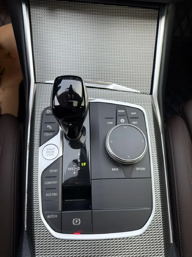 2022 BMW 3 Series 2.0T 184HP L4 8AT,autocango,china used car exporter,china ev exporter,chinese used car exporter,chinese used ev exporter