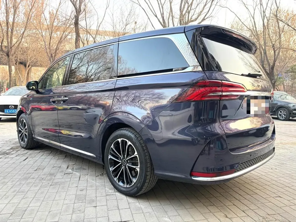 2021 Roewe iMAX8 2.0T 234HP L4 8AT,autocango,china used car exporter,china ev exporter,chinese used car exporter,chinese used ev exporter