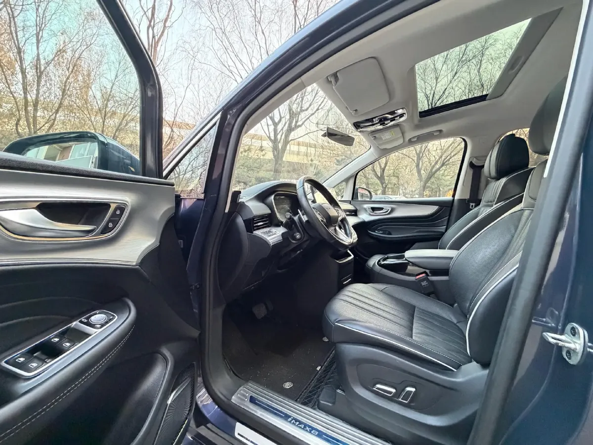 2021 Roewe iMAX8 2.0T 234HP L4 8AT,autocango,china used car exporter,china ev exporter,chinese used car exporter,chinese used ev exporter