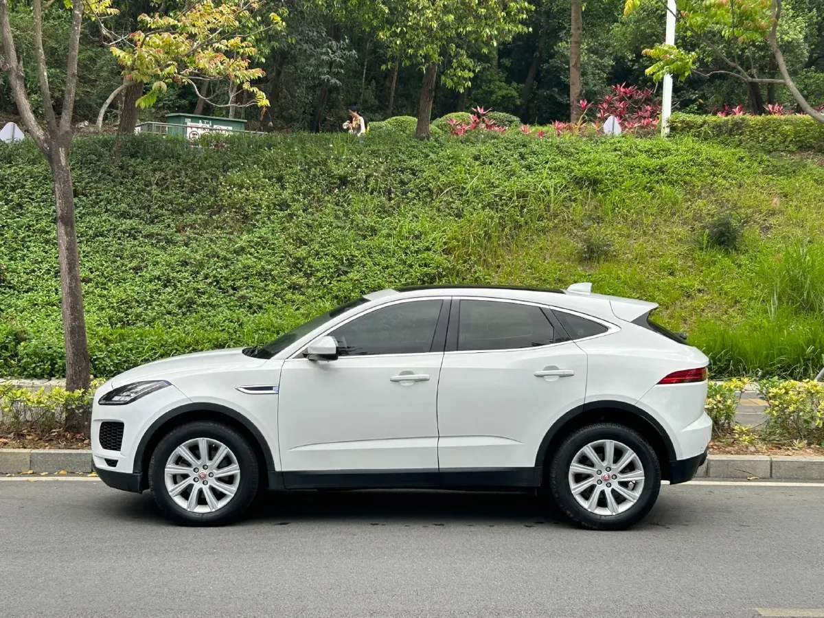 2018 Jaguar XEL 2.0T 200HP L4 8AT,autocango,china used car exporter,china ev exporter,chinese used car exporter,chinese used ev exporter