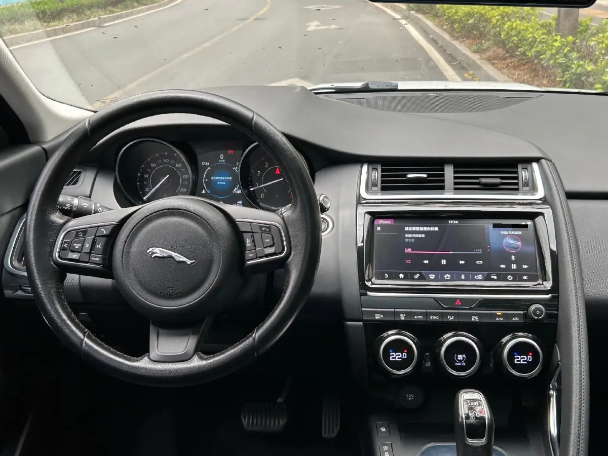 2018 Jaguar XEL 2.0T 200HP L4 8AT,autocango,china used car exporter,china ev exporter,chinese used car exporter,chinese used ev exporter