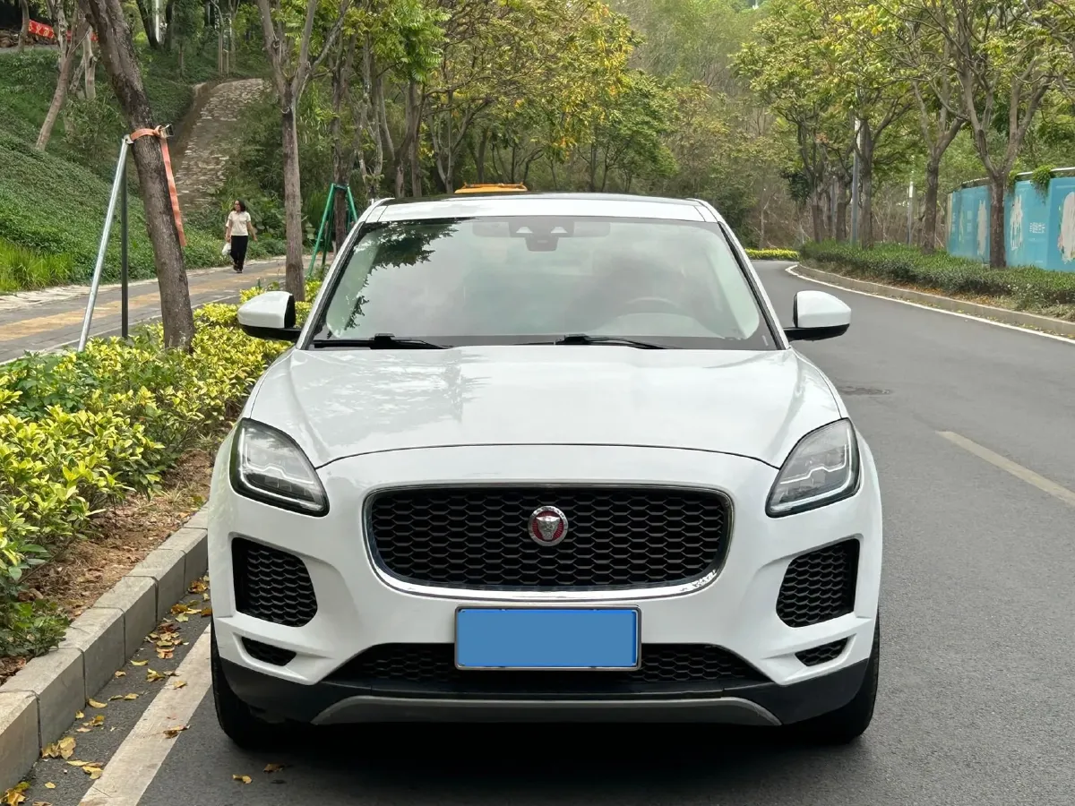 2018 Jaguar XEL 2.0T 200HP L4 8AT,autocango,china used car exporter,china ev exporter,chinese used car exporter,chinese used ev exporter