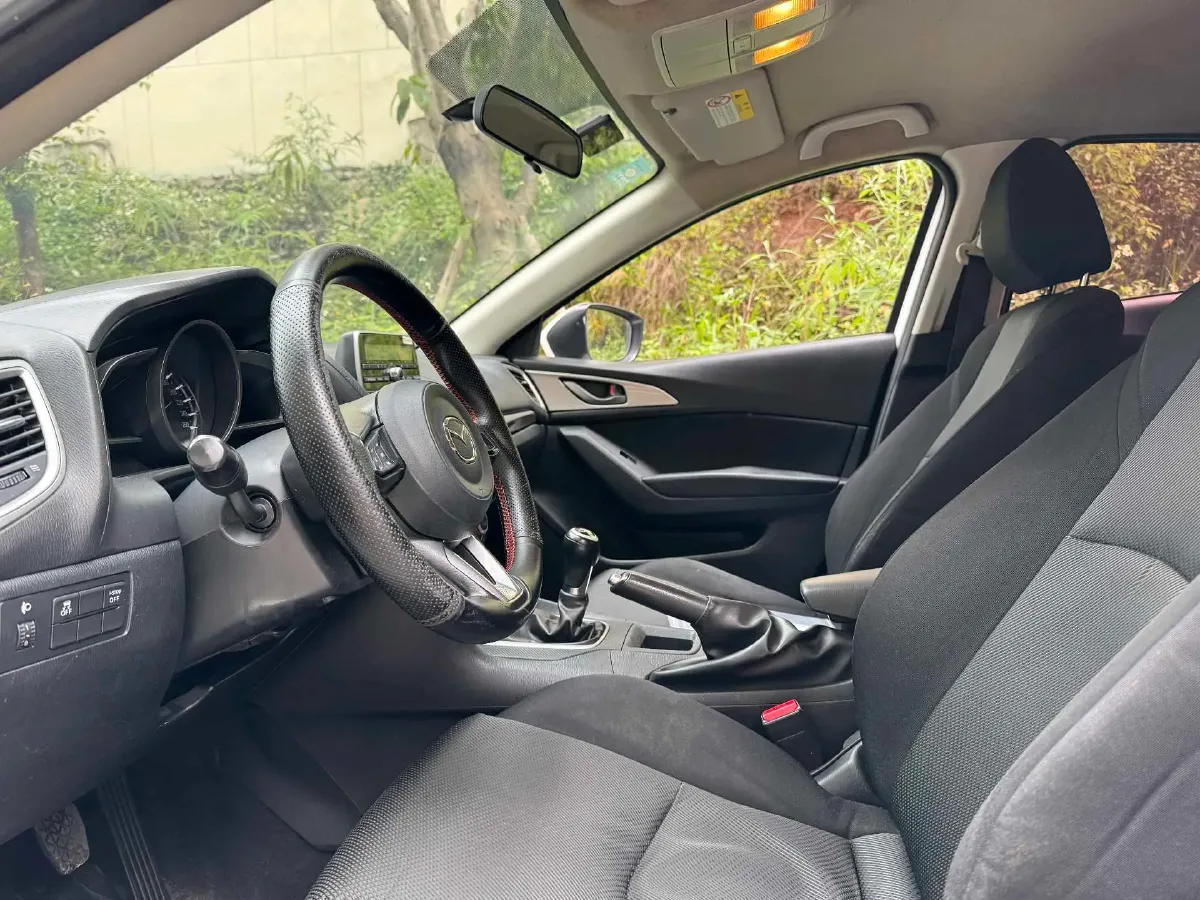 2017 Mazda 3 Axela 1.5L 117HP L4 6MT,autocango,china used car exporter,china ev exporter,chinese used car exporter,chinese used ev exporter