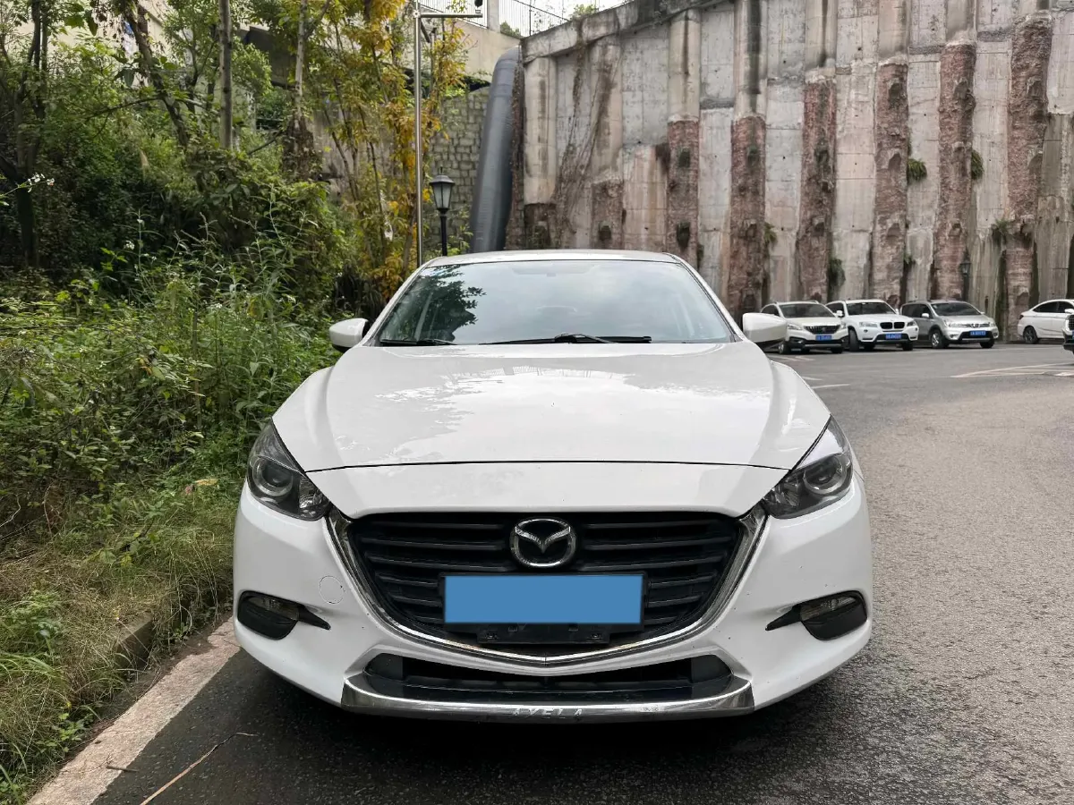 2017 Mazda 3 Axela 1.5L 117HP L4 6MT,autocango,china used car exporter,china ev exporter,chinese used car exporter,chinese used ev exporter