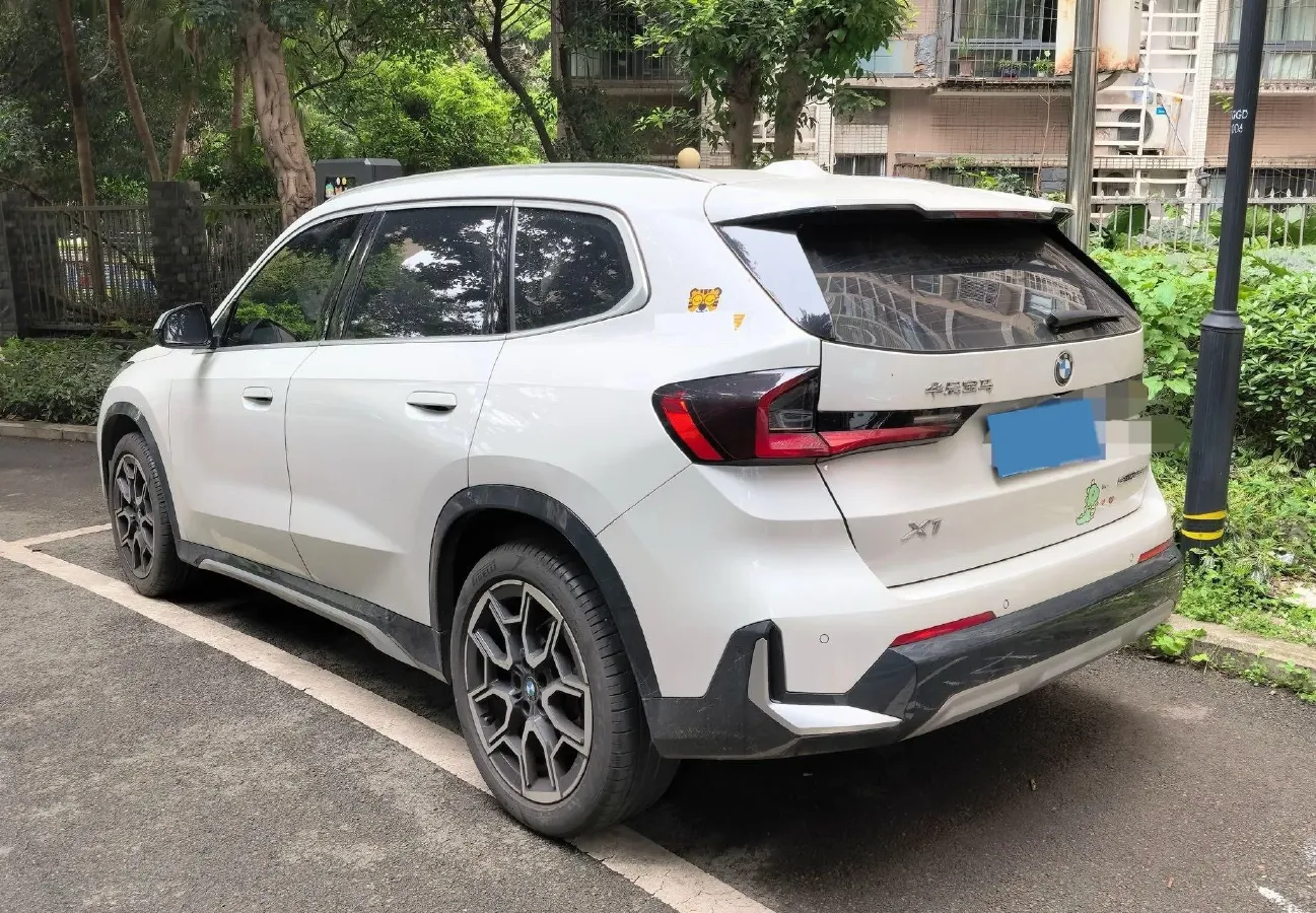 2023 BMW X1 2.0T 204HP L4 7DCT,autocango,china used car exporter,china ev exporter,chinese used car exporter,chinese used ev exporter