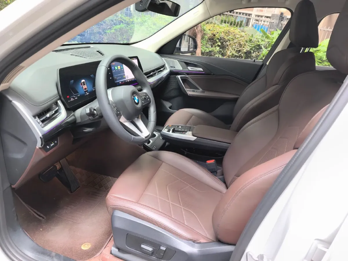 2023 BMW X1 2.0T 204HP L4 7DCT,autocango,china used car exporter,china ev exporter,chinese used car exporter,chinese used ev exporter