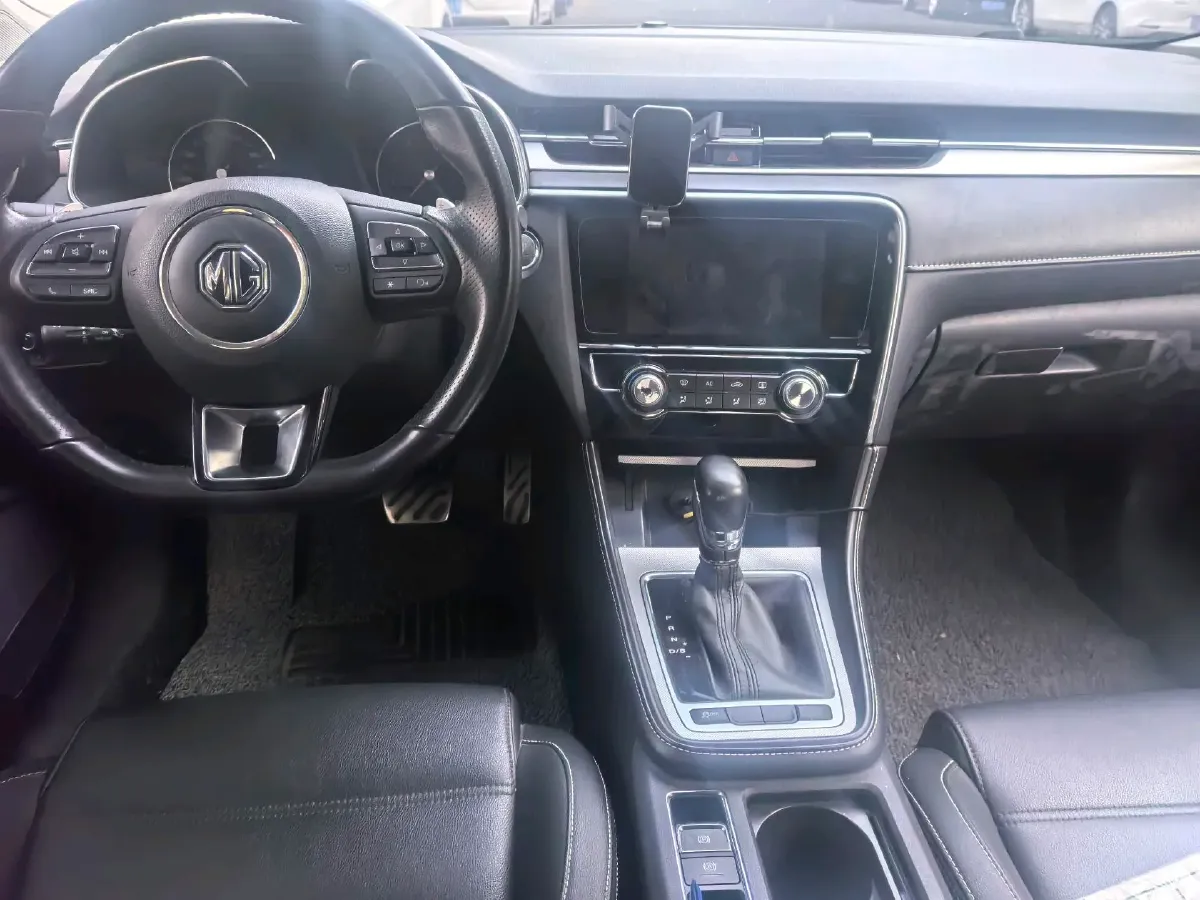 2017 MG MG6 1.5T 169HP L4 7DCT,autocango,china used car exporter,china ev exporter,chinese used car exporter,chinese used ev exporter