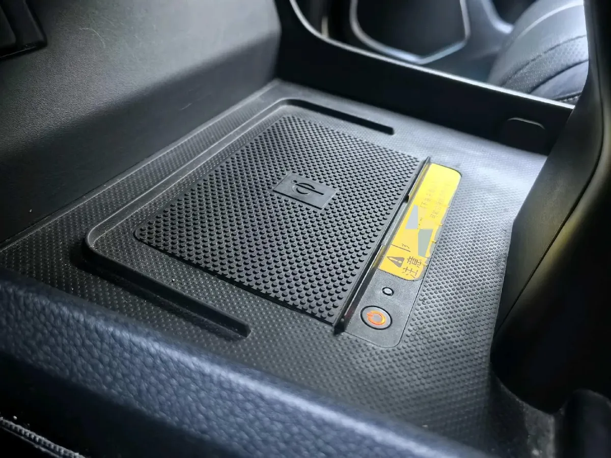 2020 Honda UR-V 1.5T 193HP L4 CVT,autocango,china used car exporter,china ev exporter,chinese used car exporter,chinese used ev exporter