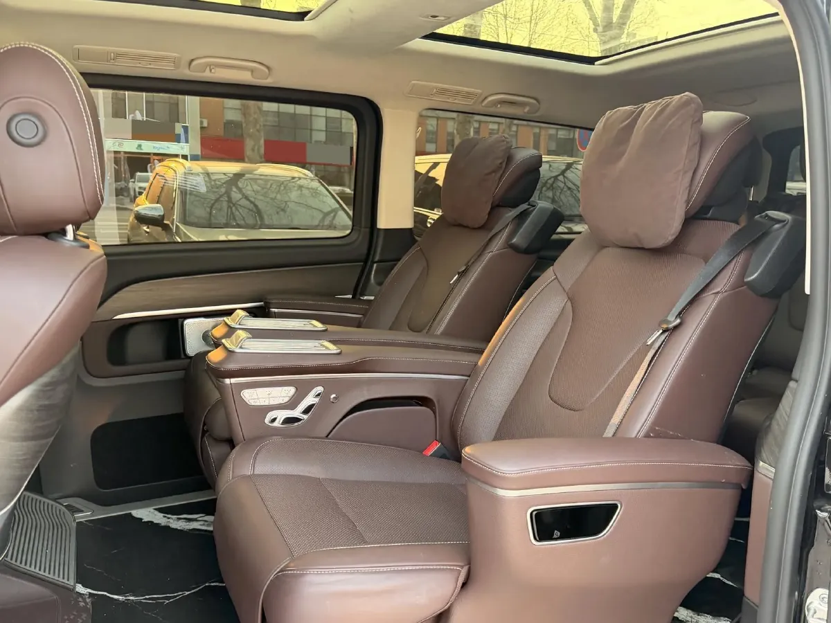 2024 Mercedes-Benz V Class 2.0T 231HP L4 9AT,autocango,china used car exporter,china ev exporter,chinese used car exporter,chinese used ev exporter