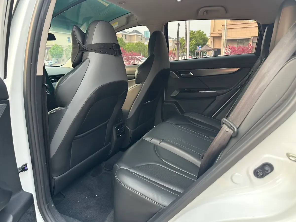 2021 JAC Refine L6 MAX 2.0T 184HP L4 6DCT,autocango,china used car exporter,china ev exporter,chinese used car exporter,chinese used ev exporter