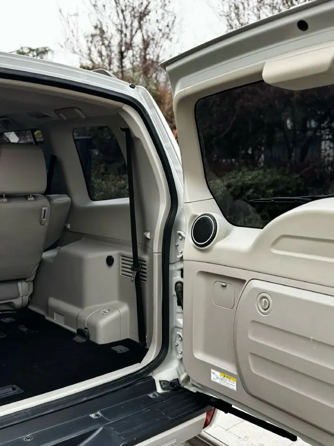 2018 Mitsubishi Pajero 3.0L 174HP V6 5AT,autocango,china used car exporter,china ev exporter,chinese used car exporter,chinese used ev exporter