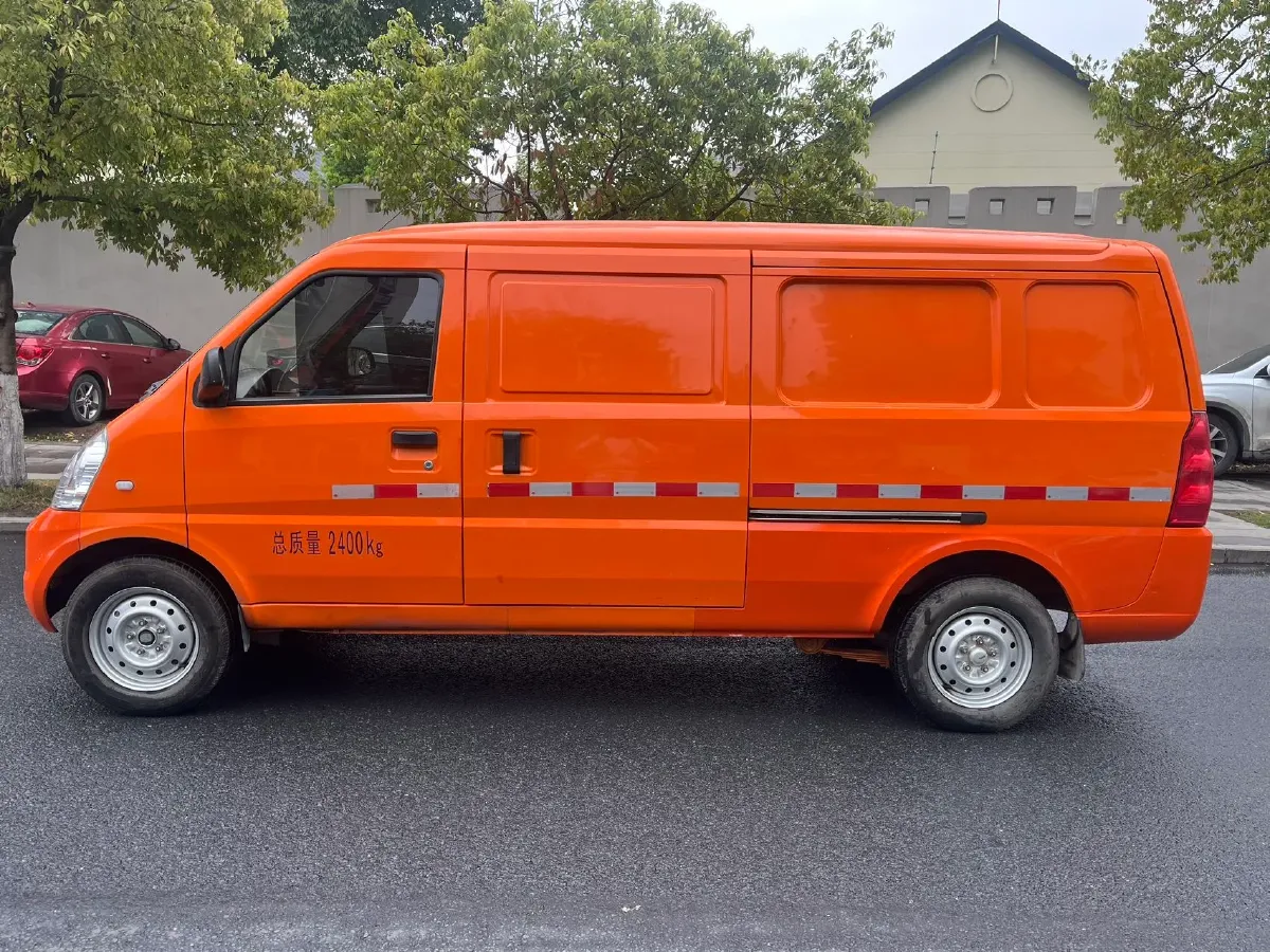 2022 WuLing RongGuang Mini Truck EV BEV 41.5KWH,autocango,china used car exporter,china ev exporter,chinese used car exporter,chinese used ev exporter