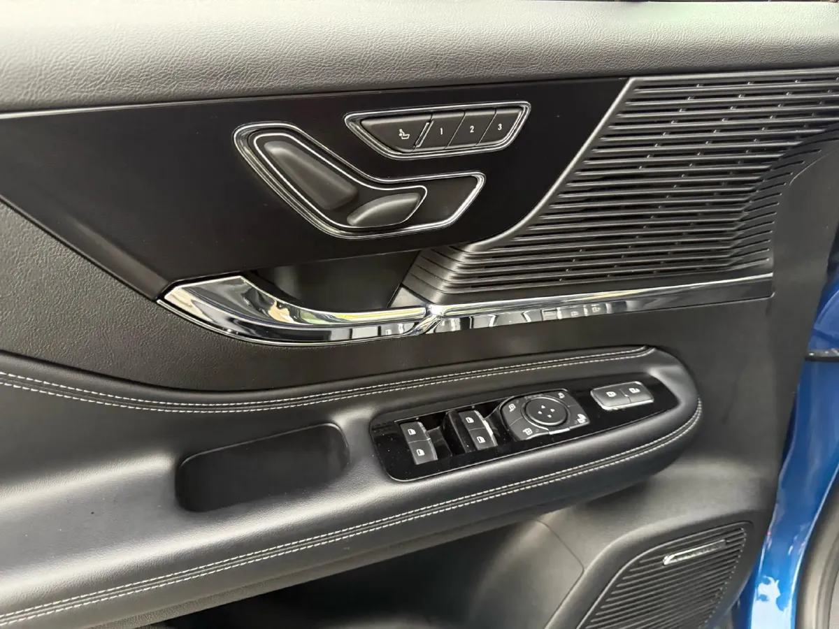 2020 Lincoln Corsair 2.0T 245HP L4 8AT,autocango,china used car exporter,china ev exporter,chinese used car exporter,chinese used ev exporter