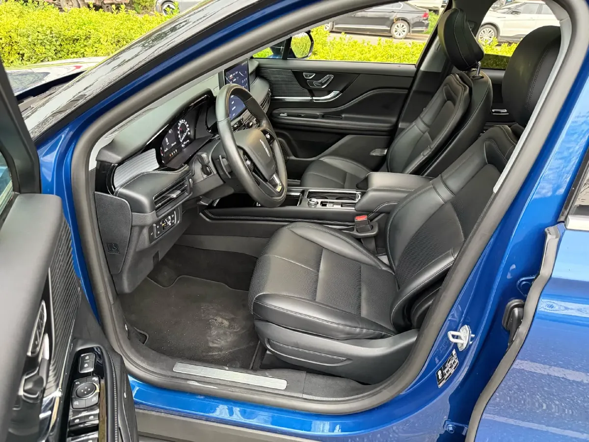 2020 Lincoln Corsair 2.0T 245HP L4 8AT,autocango,china used car exporter,china ev exporter,chinese used car exporter,chinese used ev exporter