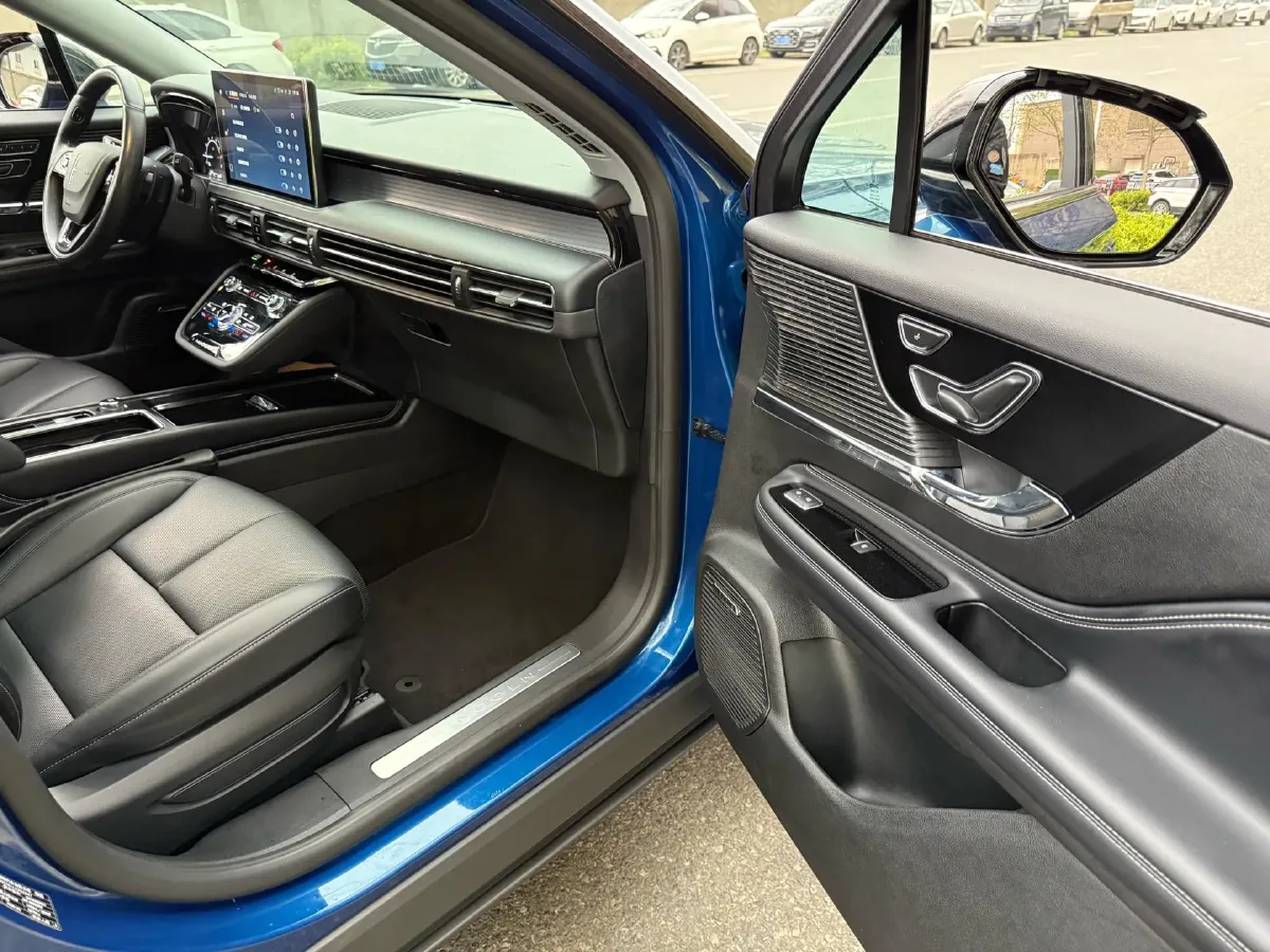 2020 Lincoln Corsair 2.0T 245HP L4 8AT,autocango,china used car exporter,china ev exporter,chinese used car exporter,chinese used ev exporter