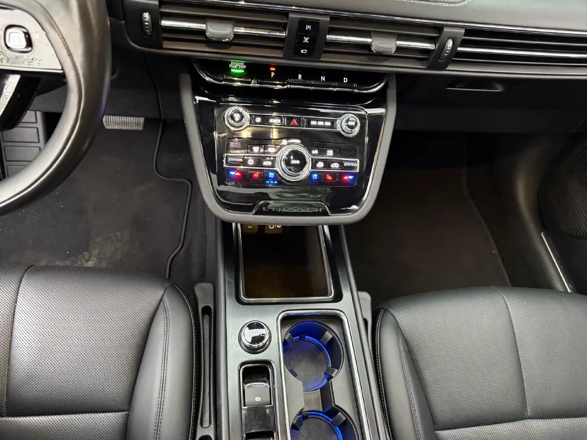 2020 Lincoln Corsair 2.0T 245HP L4 8AT,autocango,china used car exporter,china ev exporter,chinese used car exporter,chinese used ev exporter