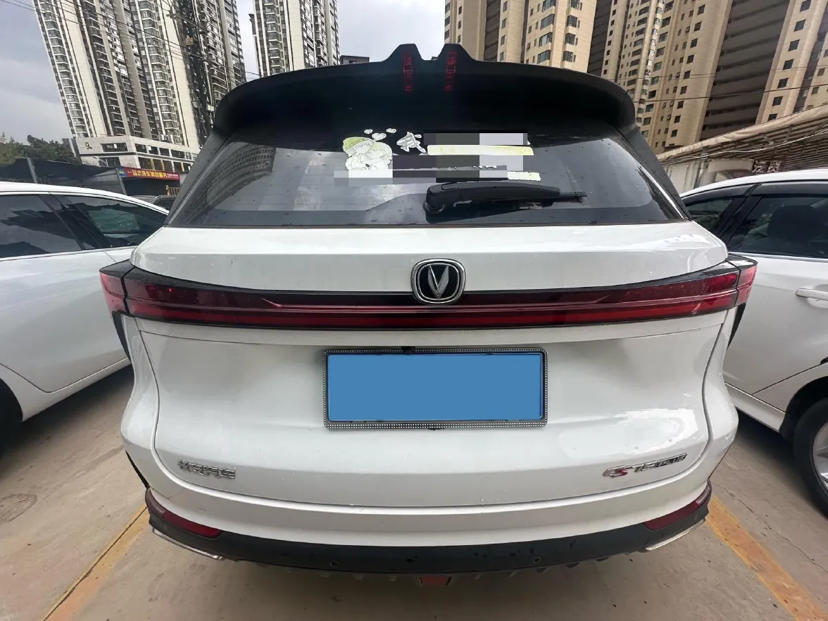 2022 ChangAn CS75 Plus 1.5T 188HP L4 8AT,autocango,china used car exporter,china ev exporter,chinese used car exporter,chinese used ev exporter