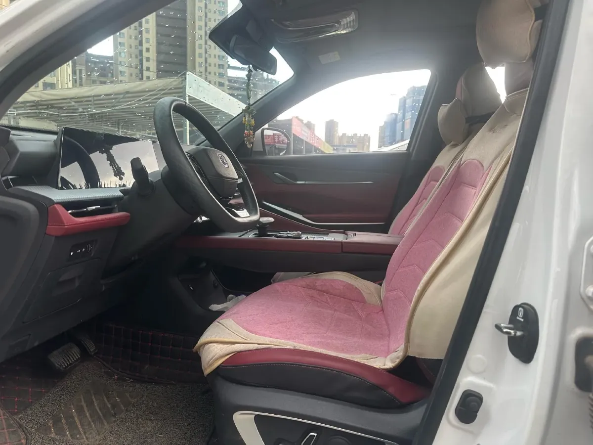 2022 ChangAn CS75 Plus 1.5T 188HP L4 8AT,autocango,china used car exporter,china ev exporter,chinese used car exporter,chinese used ev exporter