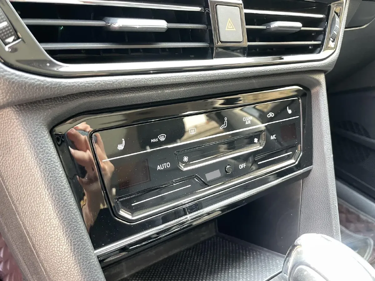 2021 Volkswagen Tharu 1.4T 150HP L4 7DCT,autocango,china used car exporter,china ev exporter,chinese used car exporter,chinese used ev exporter