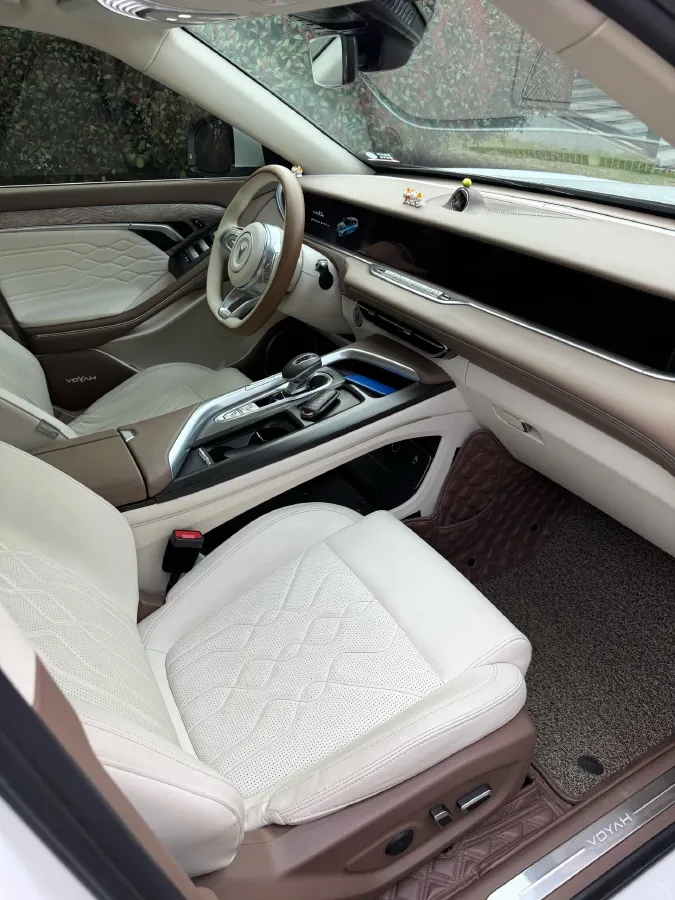 2021 Voyah FREE Range Extended 109HP REEV 33KWH,autocango,china used car exporter,china ev exporter,chinese used car exporter,chinese used ev exporter