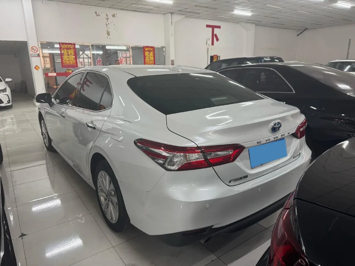 2023 Toyota Camry 2.5L 178HP L4 E-CVT Hybrid,autocango,china used car exporter,china ev exporter,chinese used car exporter,chinese used ev exporter