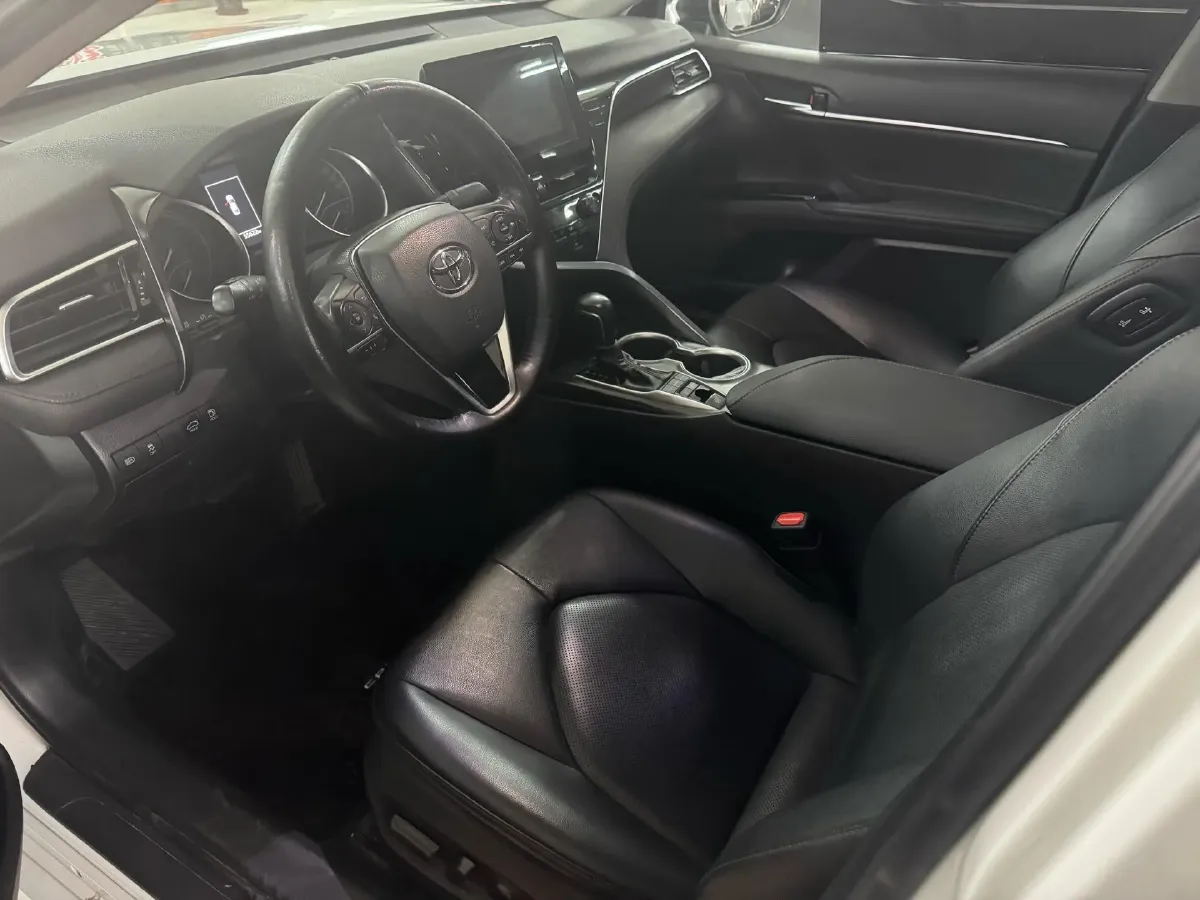 2023 Toyota Camry 2.5L 178HP L4 E-CVT Hybrid,autocango,china used car exporter,china ev exporter,chinese used car exporter,chinese used ev exporter