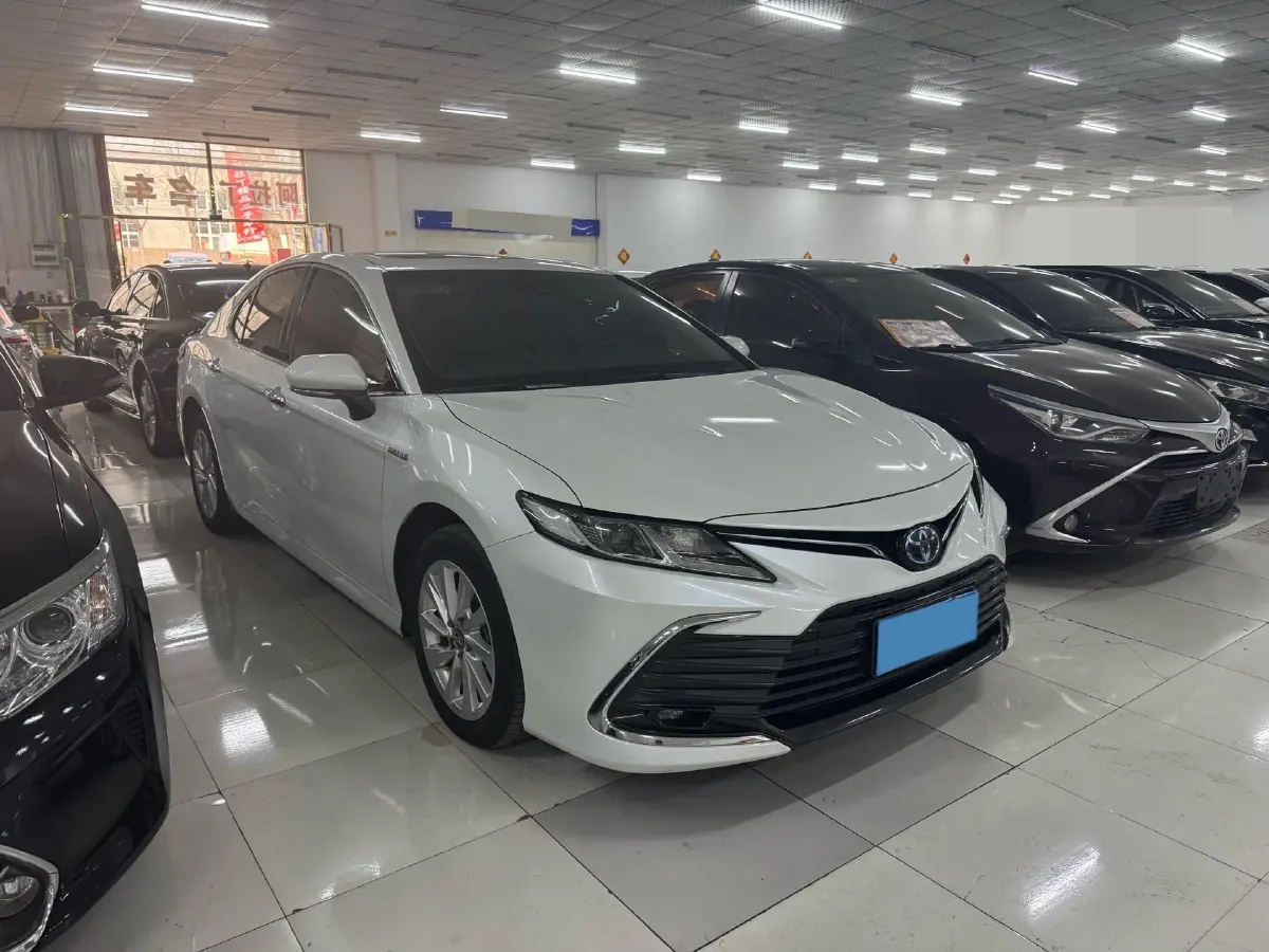 2023 Toyota Camry 2.5L 178HP L4 E-CVT Hybrid,autocango,china used car exporter,china ev exporter,chinese used car exporter,chinese used ev exporter