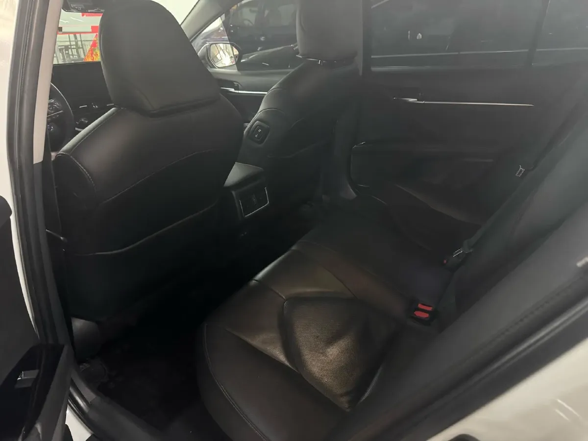 2023 Toyota Camry 2.5L 178HP L4 E-CVT Hybrid,autocango,china used car exporter,china ev exporter,chinese used car exporter,chinese used ev exporter