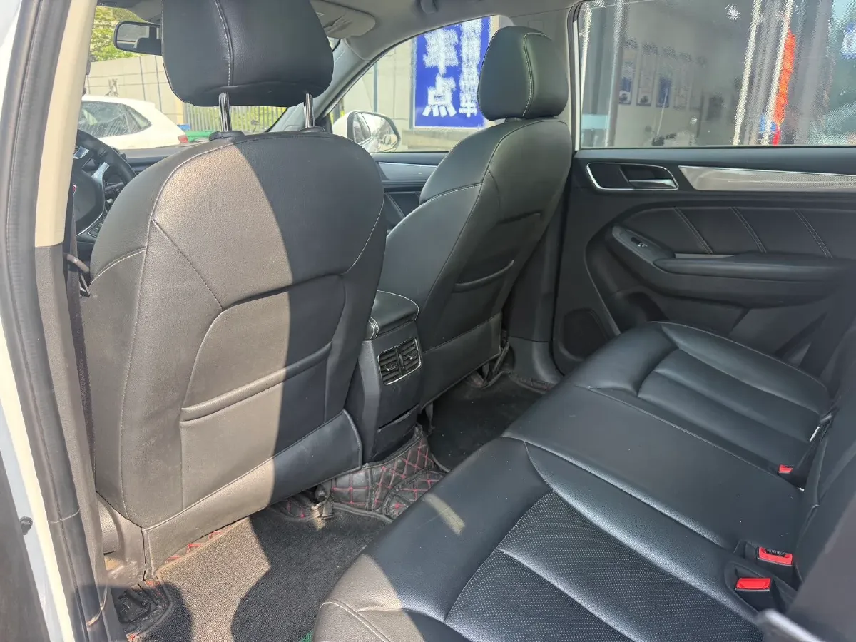 2018 Roewe RX5 1.5T 169HP L4 7DCT,autocango,china used car exporter,china ev exporter,chinese used car exporter,chinese used ev exporter