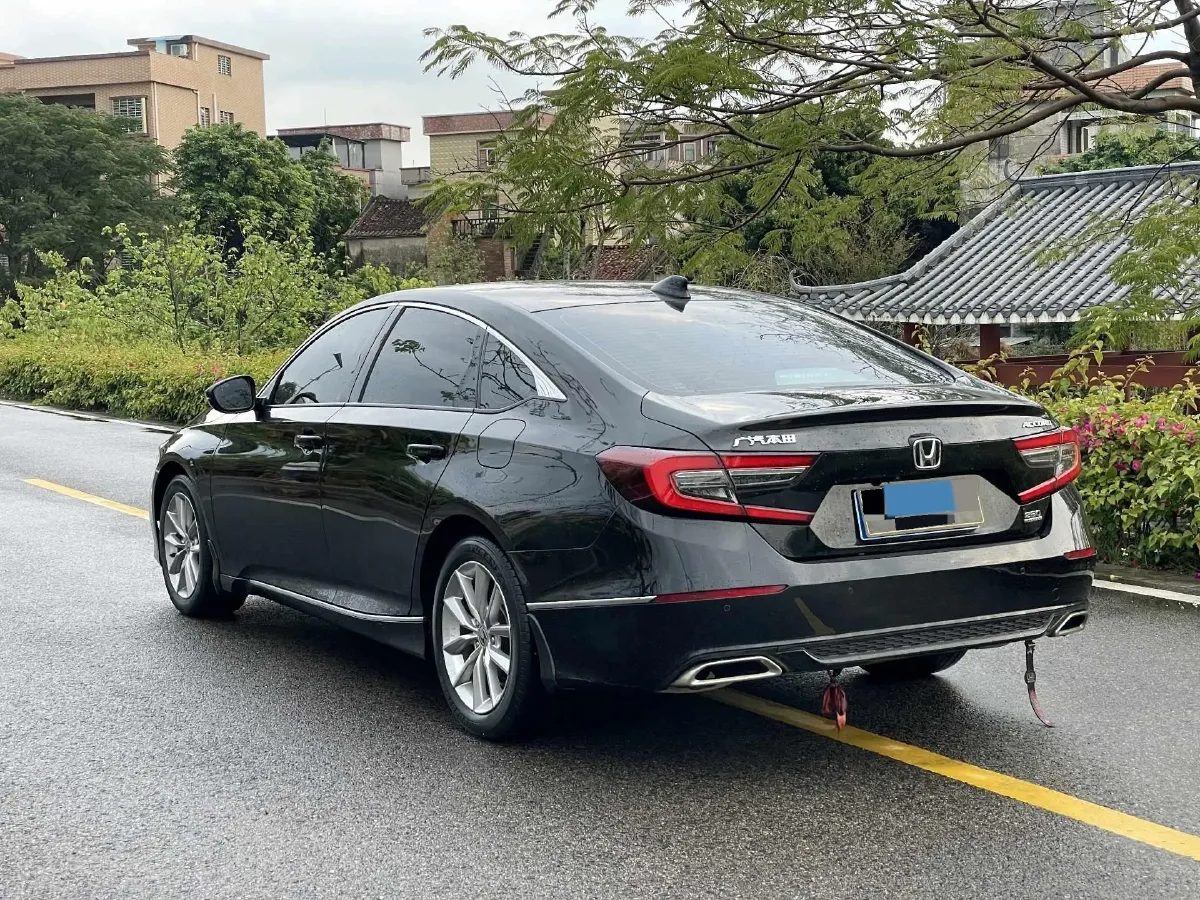 2022 Honda Accord 1.5T 194HP L4 CVT,autocango,china used car exporter,china ev exporter,chinese used car exporter,chinese used ev exporter