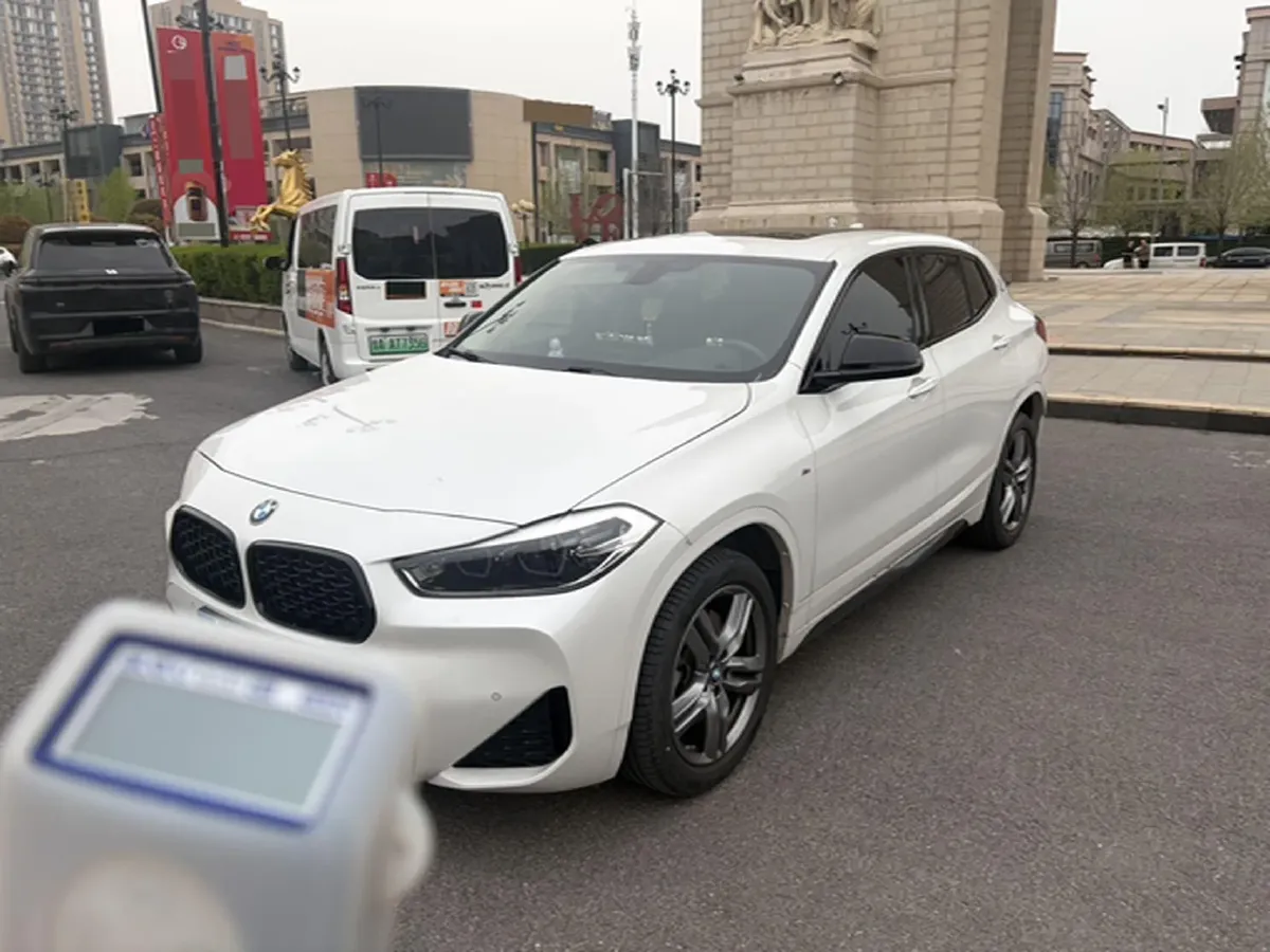 2023 BMW X2 2.0T 178HP L4 7DCT,autocango,china used car exporter,china ev exporter,chinese used car exporter,chinese used ev exporter