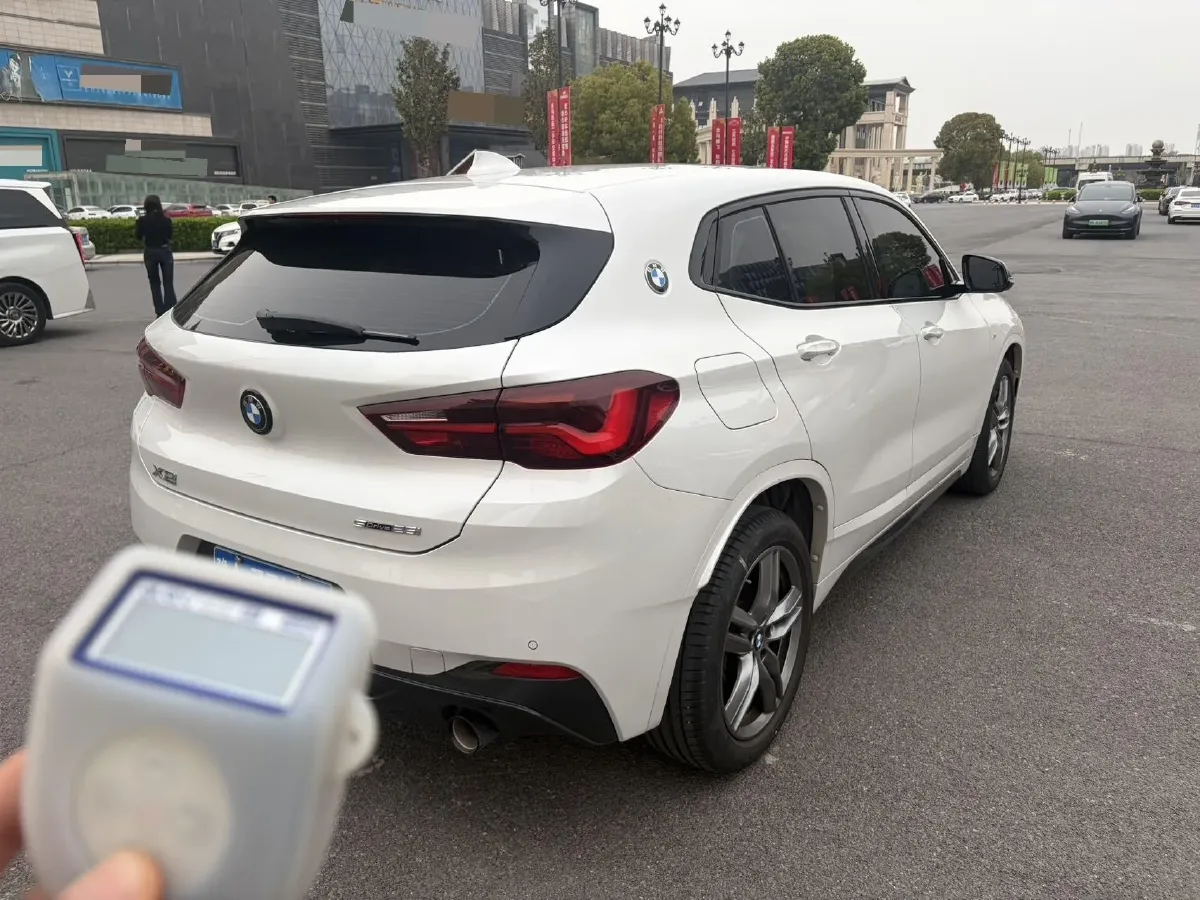 2023 BMW X2 2.0T 178HP L4 7DCT,autocango,china used car exporter,china ev exporter,chinese used car exporter,chinese used ev exporter