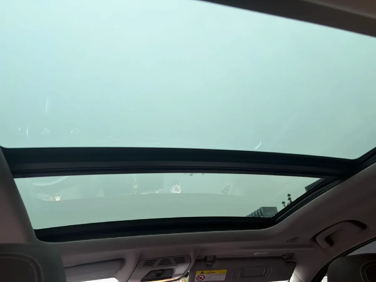 2023 BMW X2 2.0T 178HP L4 7DCT,autocango,china used car exporter,china ev exporter,chinese used car exporter,chinese used ev exporter