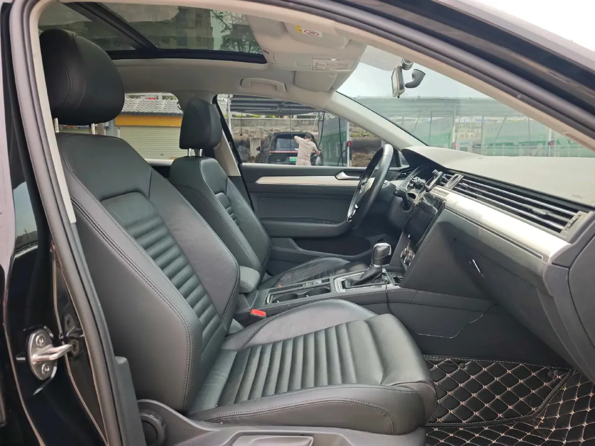 2018 Volkswagen Magotan 1.4T 150HP L4 7DCT,autocango,china used car exporter,china ev exporter,chinese used car exporter,chinese used ev exporter