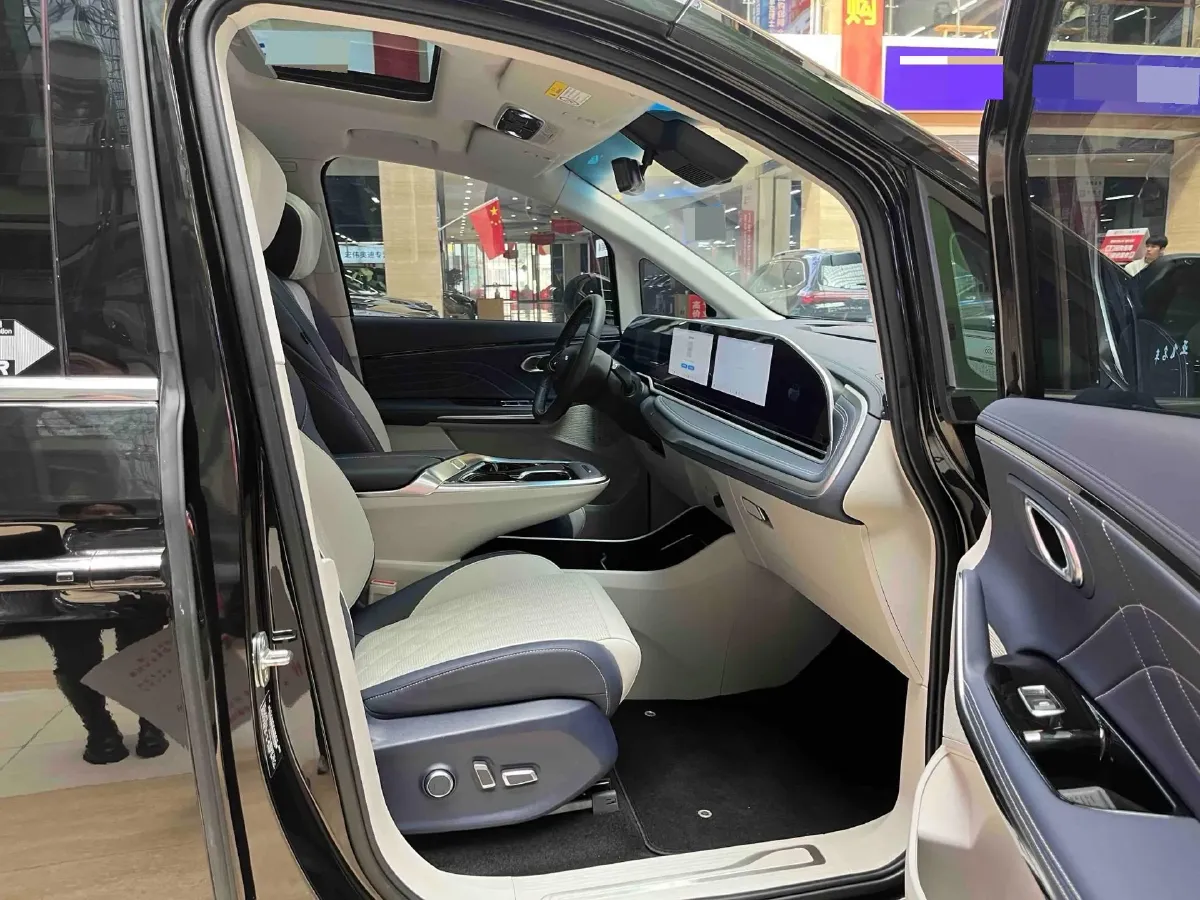 2022 MAXUS G90 2.0T 234HP L4 8AT,autocango,china used car exporter,china ev exporter,chinese used car exporter,chinese used ev exporter