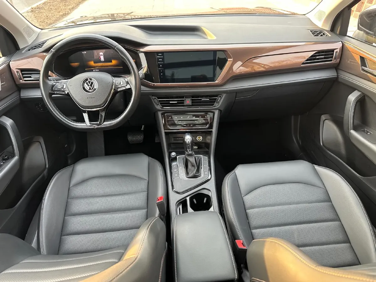 2022 Volkswagen Tharu 1.4T 150HP L4 7DCT,autocango,china used car exporter,china ev exporter,chinese used car exporter,chinese used ev exporter