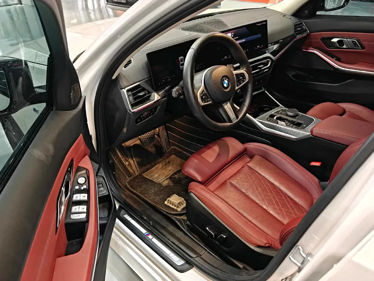 2024 BMW 3 Series 2.0T 184HP L4 8AT,autocango,china used car exporter,china ev exporter,chinese used car exporter,chinese used ev exporter