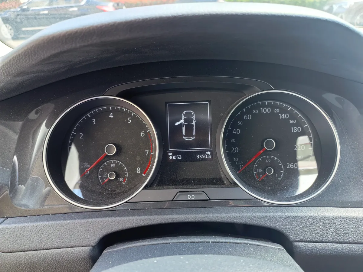 2019 Volkswagen Golf 1.2T 116HP L4 7DCT,autocango,china used car exporter,china ev exporter,chinese used car exporter,chinese used ev exporter