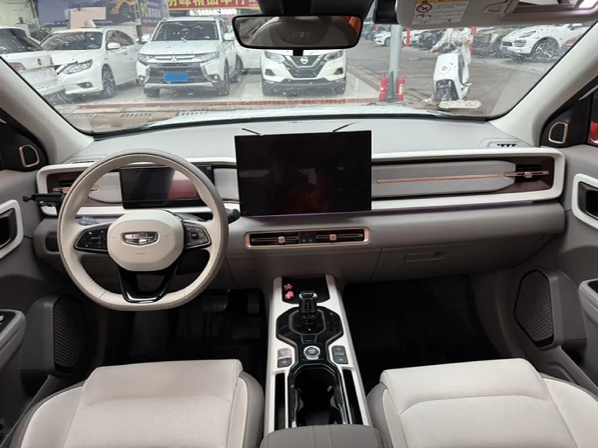 2026 Geely ICON 1.5T 181HP L4 7DCT,autocango,china used car exporter,china ev exporter,chinese used car exporter,chinese used ev exporter