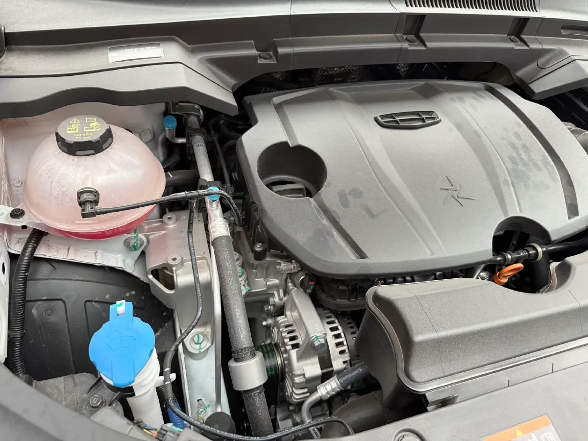 2026 Geely ICON 1.5T 181HP L4 7DCT,autocango,china used car exporter,china ev exporter,chinese used car exporter,chinese used ev exporter