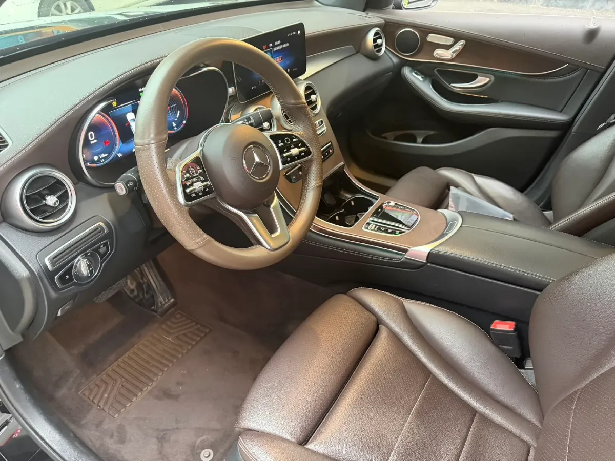 2020 Mercedes-Benz GLC Class 2.0T 258HP L4 9AT,autocango,china used car exporter,china ev exporter,chinese used car exporter,chinese used ev exporter